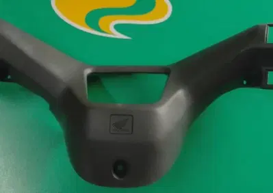 Copertura posteriore manubrio WALLAROO 50 Honda - Annuncio 9852727