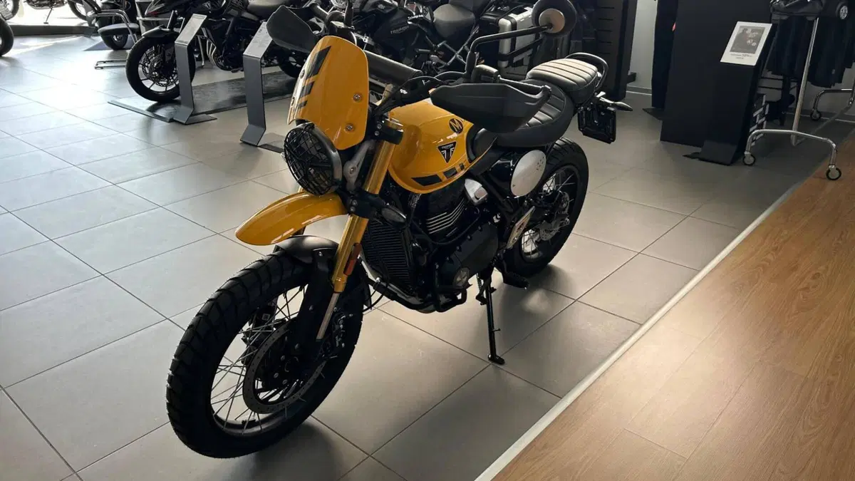 Triumph Scrambler 400 XC (2025 - 26)  (4)