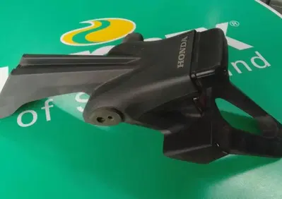 Porta targa posteriore CB 1000 Honda - Annuncio 9852757