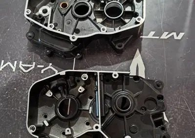Coppia carter motore Minarelli Rv4 MotorParts - Annuncio 9852854
