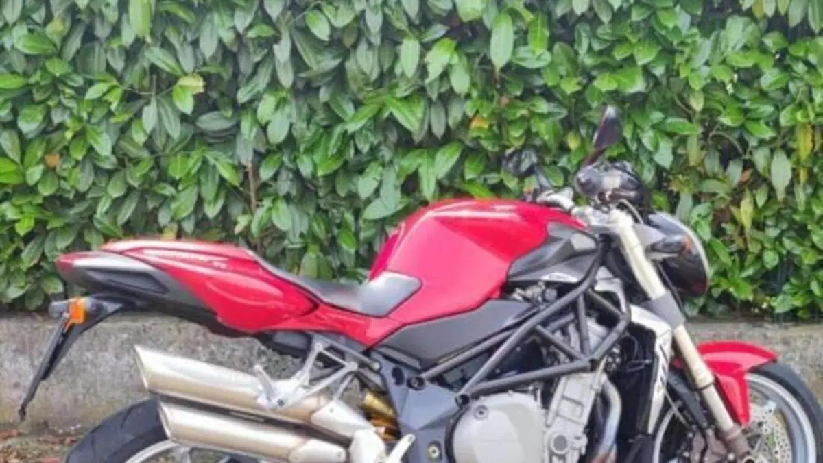 MV Agusta Brutale 910 S (2005 - 11)  (5)
