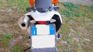 KTM 690 Enduro R (2012 - 17)  (4)