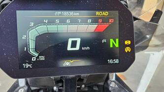 Bmw R 1300 GS Triple Black (2023 - 25) usata