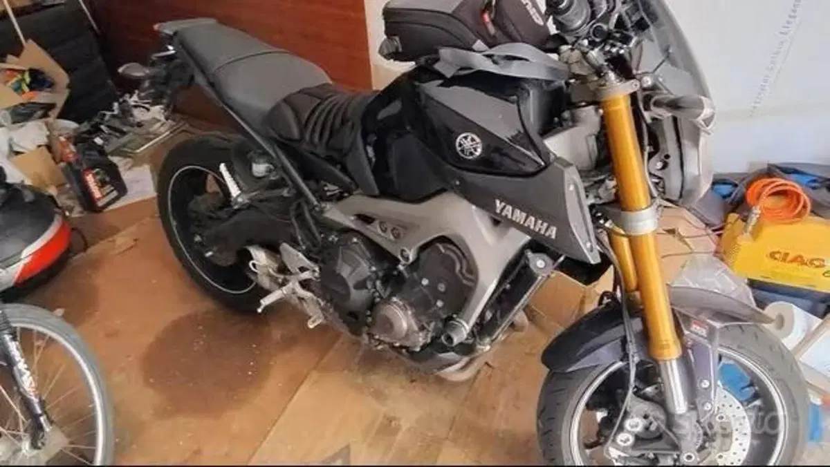 Yamaha MT-09 ABS (2013 - 15)  (5)