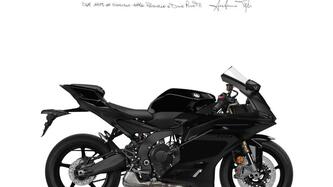 Yamaha YZF R9 (2025) nuova