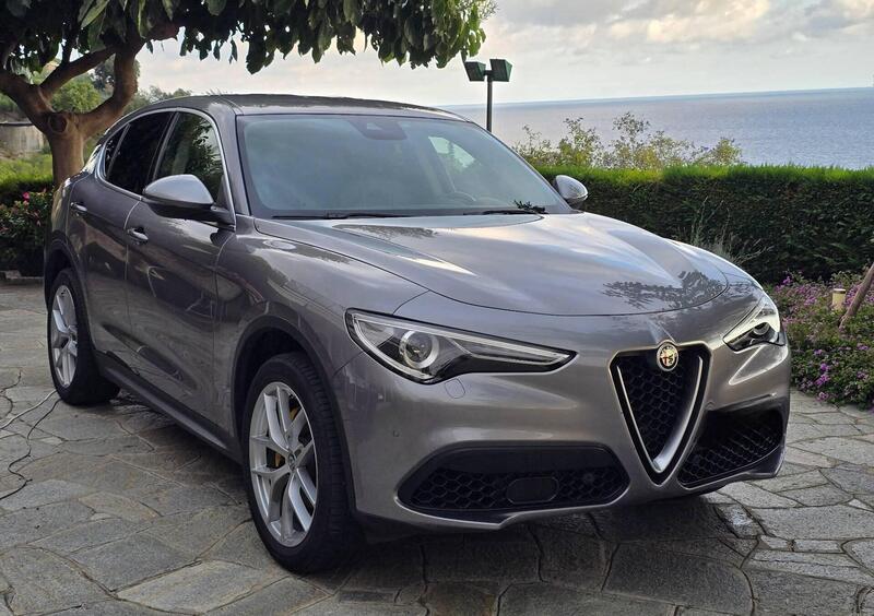 Alfa Romeo Stelvio Stelvio 2.0 Turbo 280 CV AT8 Q4 First Edition