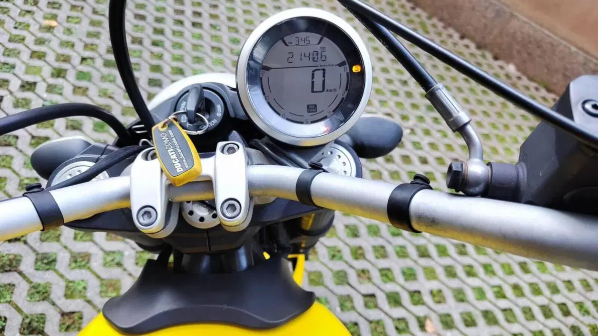 Ducati Scrambler 800 Icon (2017 - 20)  (5)