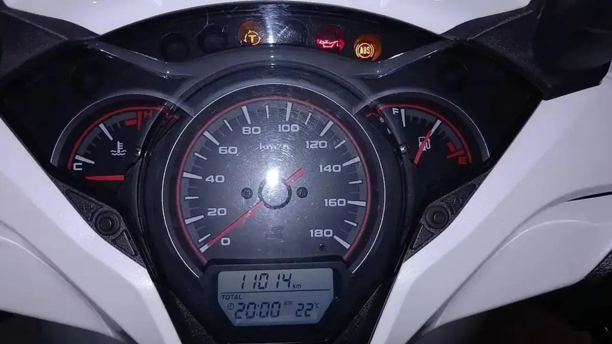 Honda SH 300 i ABS (2016 - 20)  (12)