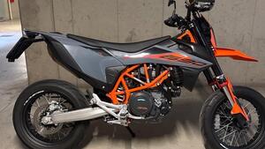 KTM 690 SMC R (2021 - 22) 