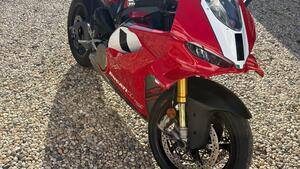 Ducati Panigale V4 S (2025) 