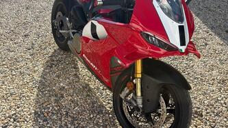 Ducati Panigale V4 S (2025) usata
