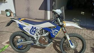 Husqvarna 701 Enduro (2016) usata