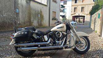 Harley-Davidson 1690 Deluxe ABS (2011 - 16) - FLSTN usata