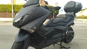 Yamaha T-Max 530 (2012 - 14)  (3)