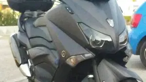 Yamaha T-Max 530 (2012 - 14)  (7)