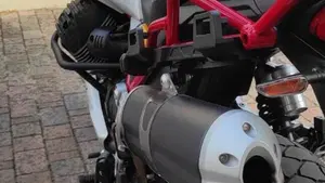 Moto Guzzi V85 TT Evocative Graphics (2019 - 20)  (3)