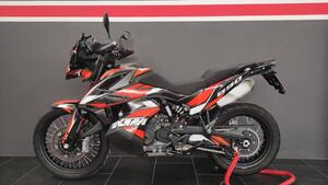 KTM 890 Adventure L (2022) 