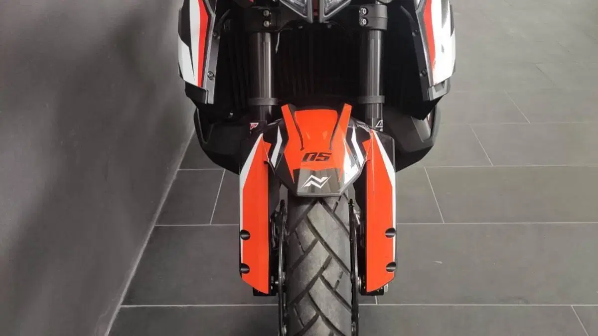 KTM 890 Adventure L (2022)  (10)