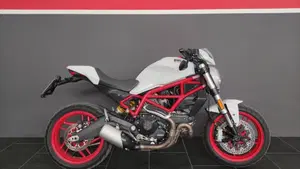 Ducati Monster 797 Plus (2019) 
