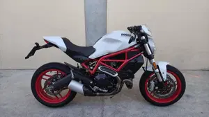 Ducati Monster 797 Plus (2019)  (7)