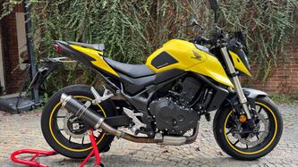 Honda CB 750 Hornet (2023 - 24)