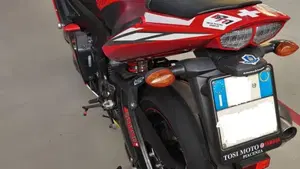Yamaha YZF R6 (2005 - 06)  (6)