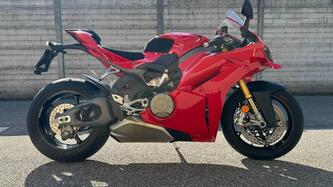 Ducati Panigale V4 S (2025)
