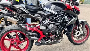 MV Agusta Brutale 800 EAS ABS (2016 - 19)  (2)