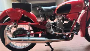 Moto Guzzi   (7)