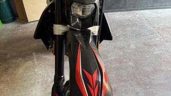 Swm RS 300 R (2021 - 25) usata
