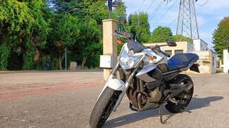 Yamaha XJ6 (2008 - 15)