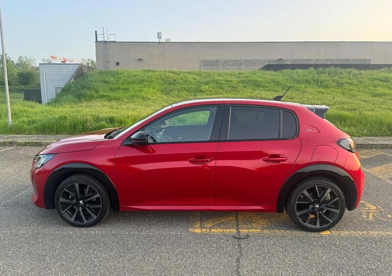 Peugeot 208 PureTech 130 Stop&Start EAT8 5 porte GT Pack