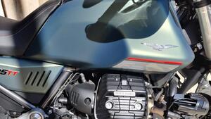 Moto Guzzi V85 TT (2021 - 23)