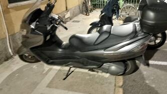 Suzuki Burgman AN 400 ABS (2010 - 13)