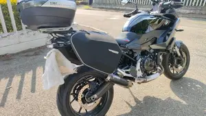 Bmw F 900 XR (2020 - 24)  (2)
