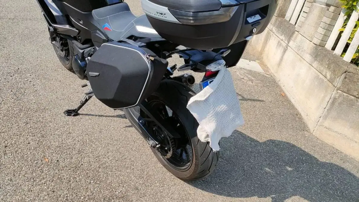 Bmw F 900 XR (2020 - 24)  (3)
