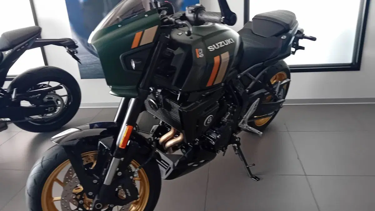 Suzuki GSX-8TT (2025 - 26)  (12)
