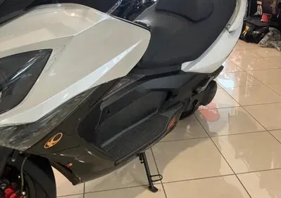 Kymco Xciting 300i R (2007 - 14) - Annuncio 9856149