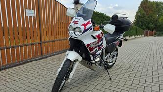 Honda Africa Twin XRV 750 (1996 - 02)