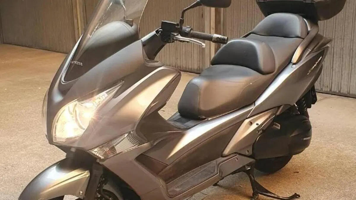 Honda Silver Wing 400 (2006 - 09) 