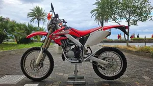 HM CRE 50 Six (1996 - 06) 