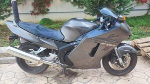 Honda CBR 1100 XX Superblackbird (1996 - 98)