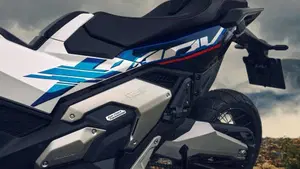 Honda X-ADV 750 Special Edition (2026)  (5)