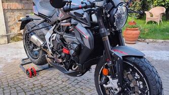 MV Agusta RVS #1 800 (2018 - 20) usata