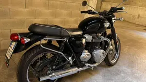 Triumph Bonneville T100 (2017 - 20)  (2)