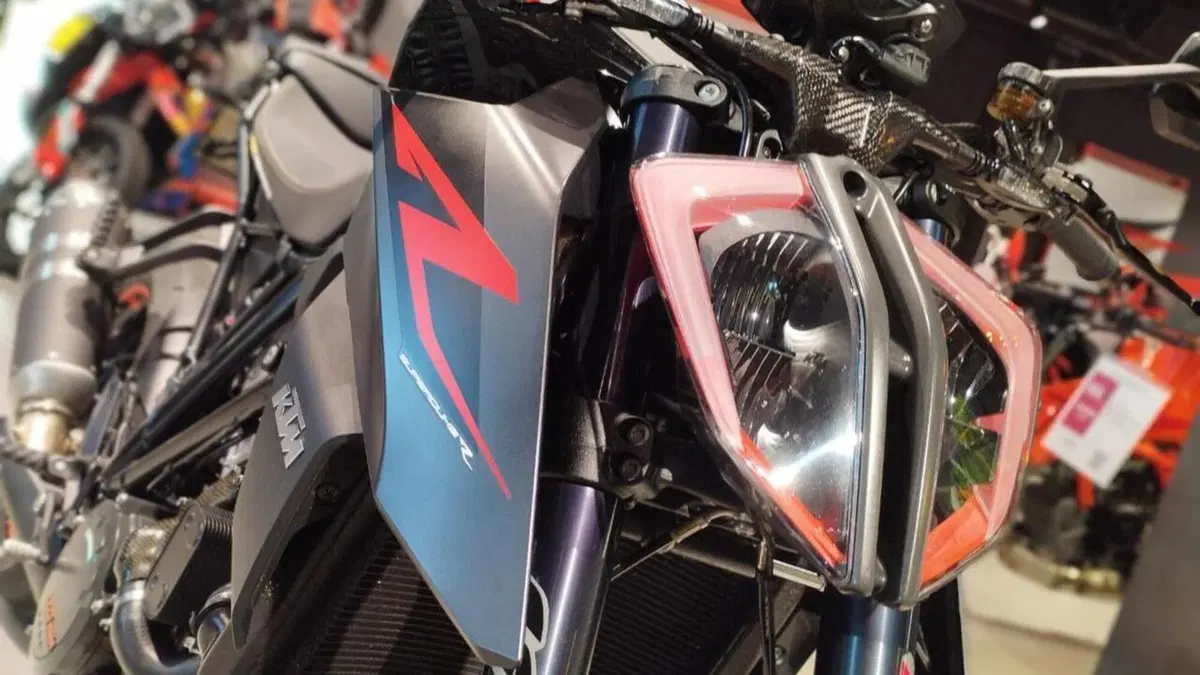 KTM 1290 Super Duke R ABS (2017 - 18)  (3)