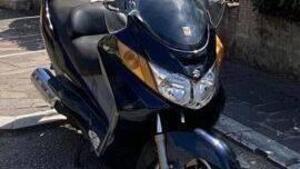 Suzuki Burgman AN 400 (2001 - 02)