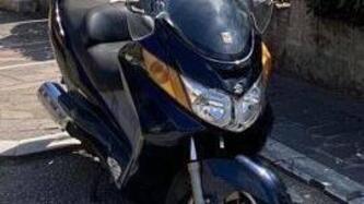 Suzuki Burgman AN 400 (2001 - 02)