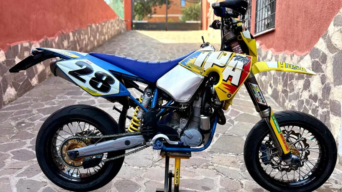 Husaberg FE 650 E  (2)