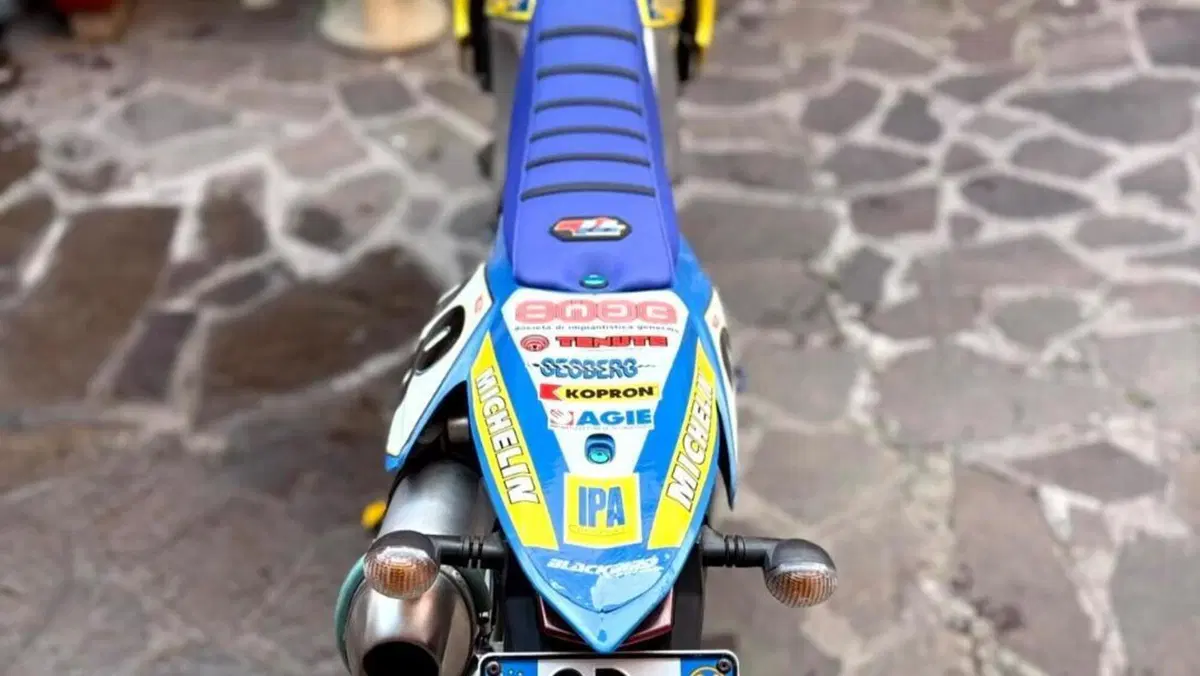 Husaberg FE 650 E  (4)